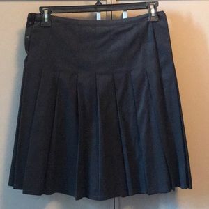 Pleated skirt.